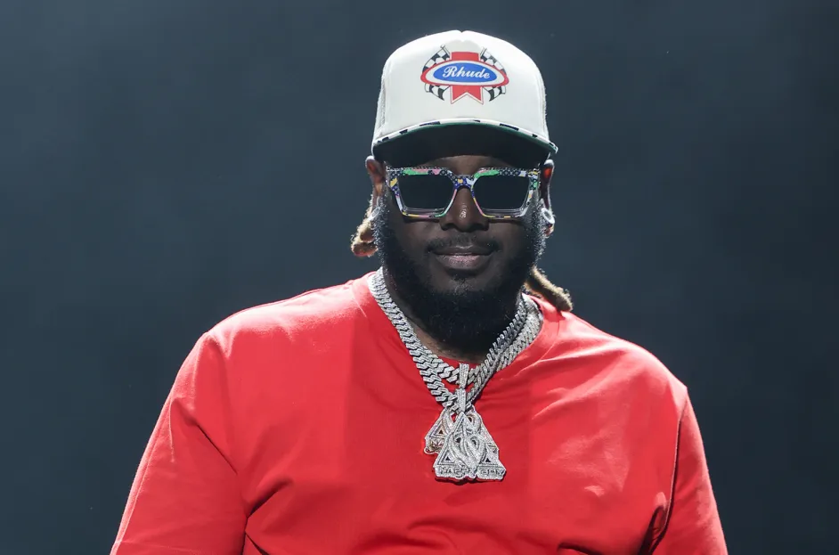 T-Pain performing on stage